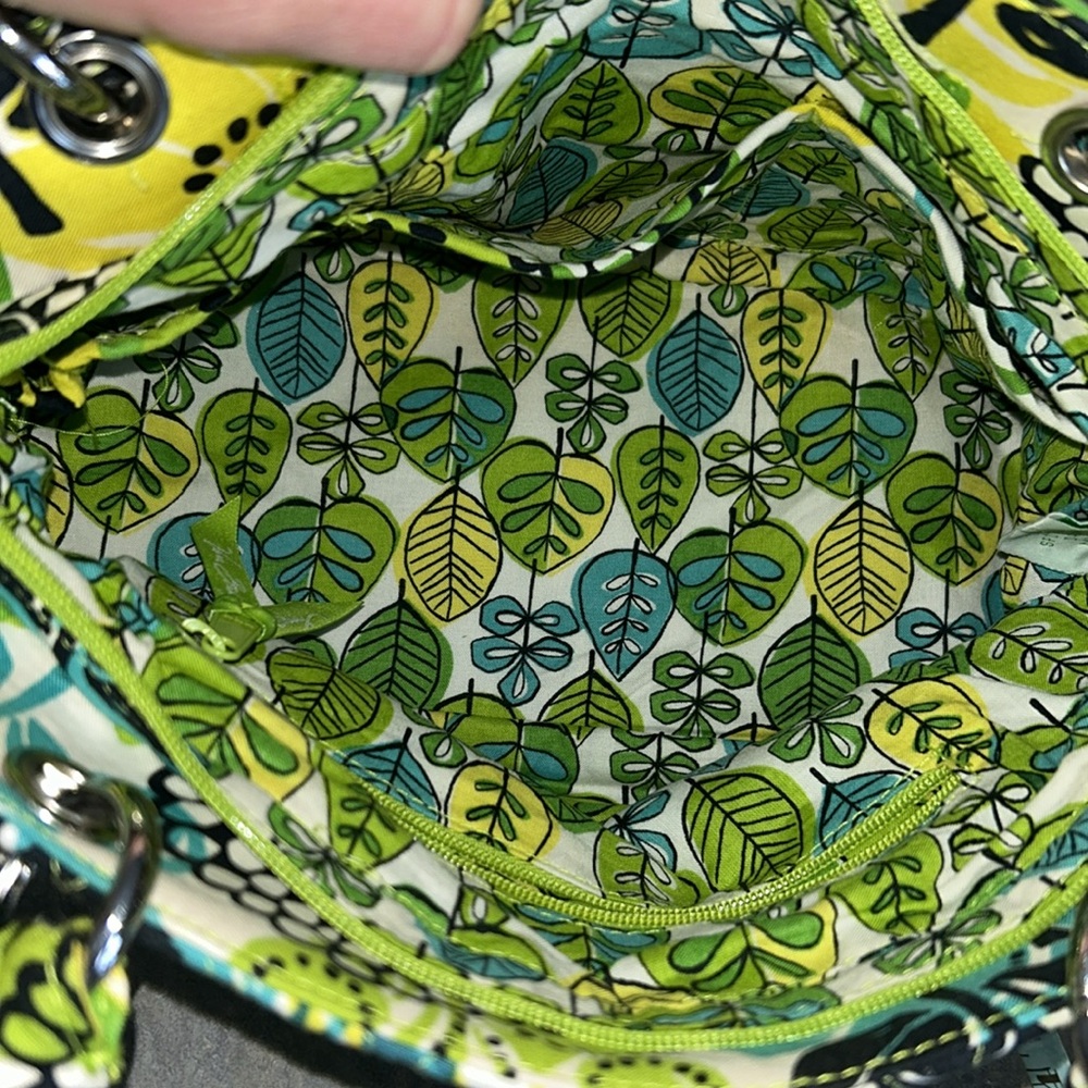 Vera Bradley removable crossbody strap. Also handles. - Picture 7 of 8